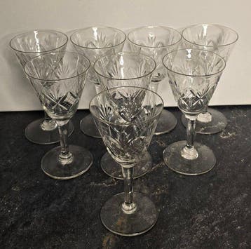Bohême - Service de boisson - cristalline - 8 verres a pied