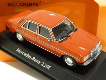 Minichamps 1:43 - Modelauto (2) - Mercedes Benz 230E (w123), Nieuw