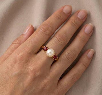 Ring - 18 karaat Geel goud, Witgoud - 0.30ct. tw. Granaat -