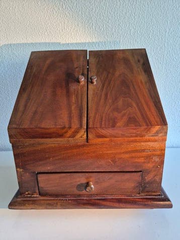Brievenhouder - Hout - Notaris-/schijvers-kastje