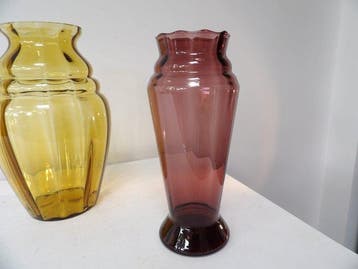 Doyen - Vaas (2) - Glas