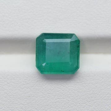 1 pcs Groen Smaragd - 3.81 ct - International Gemological, Nieuw