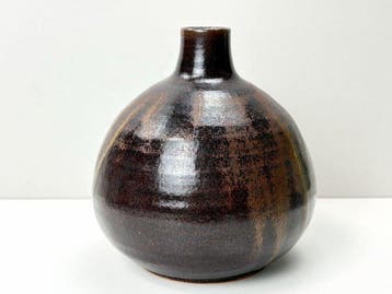 Vaas - Seto-ware met ijzerdecoratie, kleine vaas door