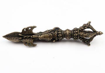 Phurba Dragon: Ritueel Dolk voor Bescherming &