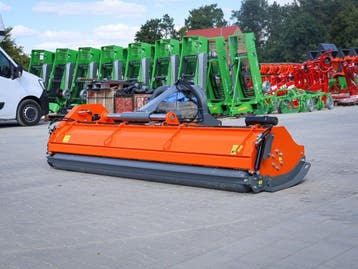 Broyeur à maïs 2,6m 260 cm agricole à axe horizontal, Articles professionnels, Verzenden