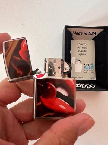 Zippo - Aansteker - IJzer (gegoten/gesmeed), Nieuw