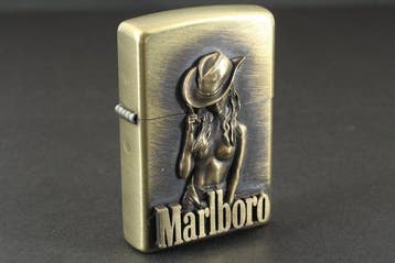 Zippo - Marlboro Sexy Girl - Zakaansteker - metaal, Nieuw