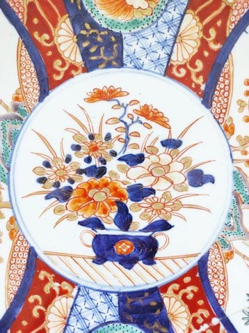 Schotel - Imari - 30,5 cm de diamètre - Porselein, Antiek en Kunst