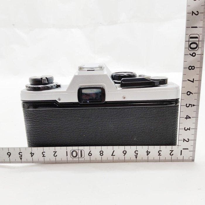 Olympus OM10 + Zuiko 2.8/28mm | Analoge camera, TV, Hi-fi & Vidéo, Appareils photo analogiques