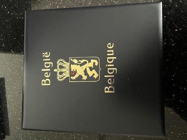 Belgique - DAVO LUXE album du XXe siècle et This is Belgium, Timbres & Monnaies, Timbres | Europe | Belgique