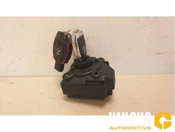 Contactslot Schakelaar Mercedes CLA O183734, Nieuw