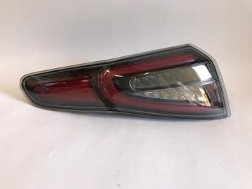 Alfa Romeo Stelvio QV achterlicht links LED Europa, Verzenden