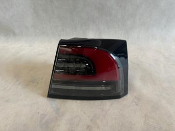 Tesla Model S Plaid / Platinum achterlicht rechts LED Europa, Verzenden