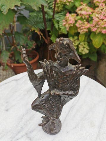 Jaap Hartman - Beeld, de hofnar- joker - 19 cm - Brons -