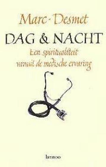 DAG EN NACHT 9789020928549 M. Desmet, Verzenden, Gelezen, M. Desmet