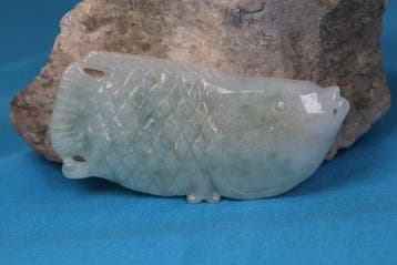 Jade Jade naturel - Certificat NGTC - Bouddha, Dragon,