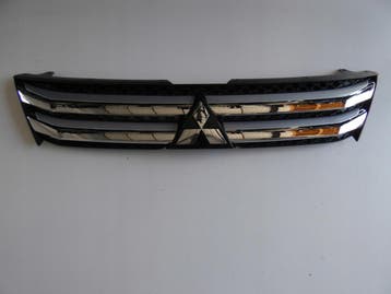 Grill MITSUBISHI Eclipse Cross - Gebruikt, Verzenden, Gebruikt