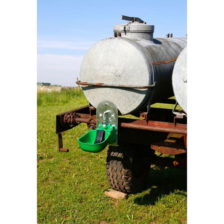 Abreuvoir kn50 à palette pvc 2,2l, raccord 1-2&3-4 - kerbl, Articles professionnels, Agriculture | Aliments pour bétail