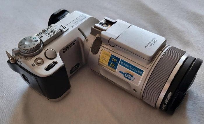 Sony DSC-F717 Digitale camera, Audio, Tv en Foto, Fotocamera's Digitaal