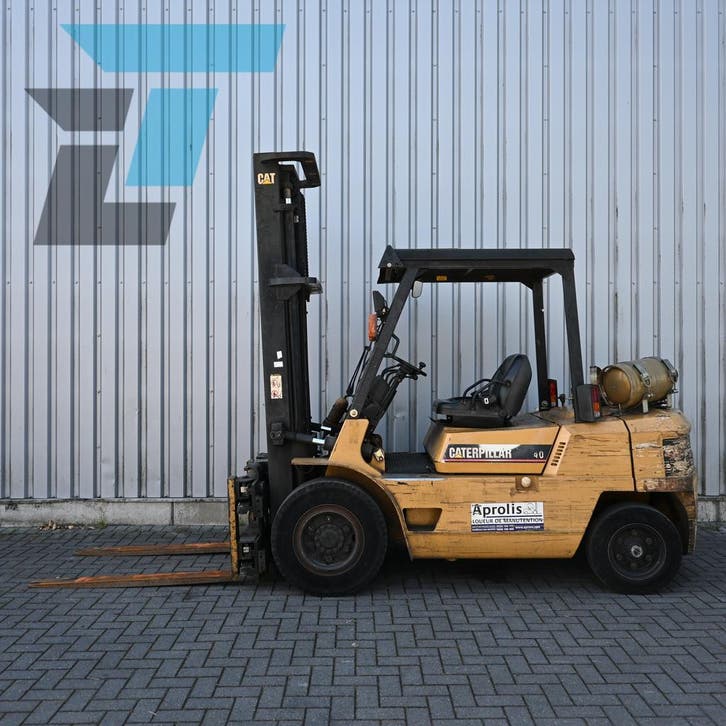 Caterpillar GPL40 LPG Heftruck, Articles professionnels, Machines & Construction | Chariots élévateurs & Transport interne
