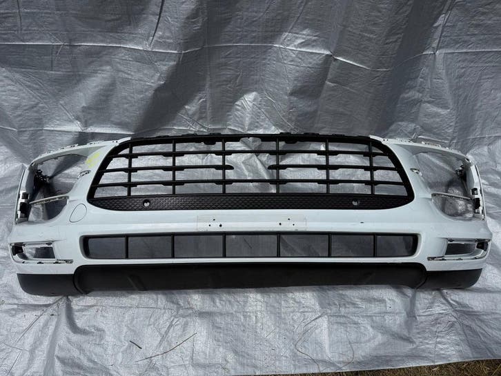 Voorkant bumper Porsche Macan (95B) lift, Autos : Pièces & Accessoires, Carrosserie & Tôlerie, Envoi