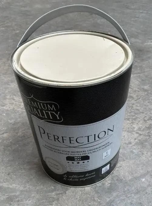 Perfection Pot muur-plafond verf 2,5L kleur Beige (Diverse), Doe-het-zelf en Bouw, Verf, Beits en Lak, Nieuw, Ophalen of Verzenden