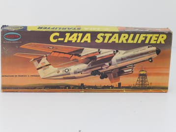 Schaal 1:108 Aurora Canada 376 C-141A Starlifter Reg. 380..., Hobby & Loisirs créatifs, Modélisme | Avions & Hélicoptères, Ophalen of Verzenden