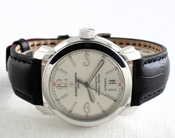 Vacheron Constantin - Malte - Panorama Date - 18 Carat
