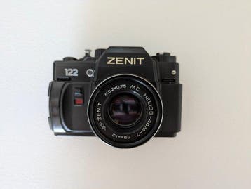 Zenit 122 + Valdai Helios + 70-210 + acc. | Analoge camera, Nieuw