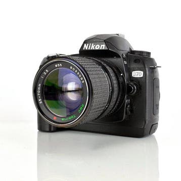 Nikon D70 + Tokina 35-70mm Appareil photo reflex numérique