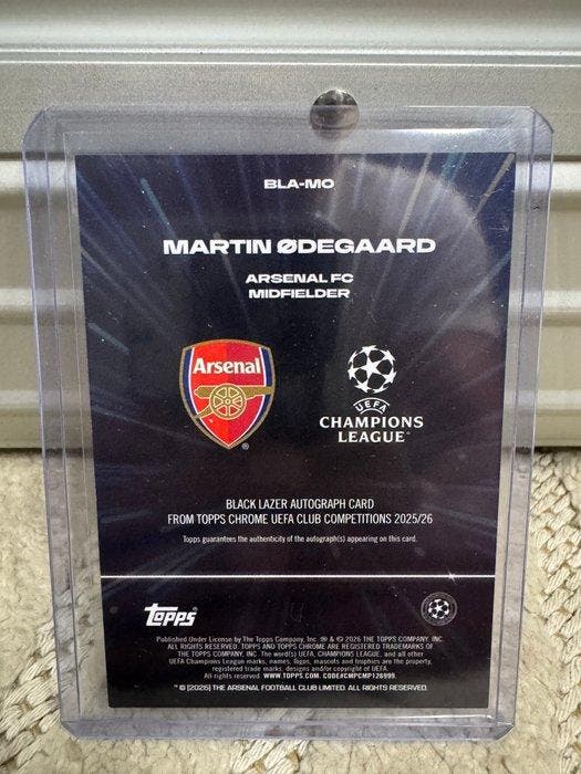 2025/26 Topps Chrome UCL Martin Ødegaard 05/49 Gesigneerde, Verzamelen, Stickers