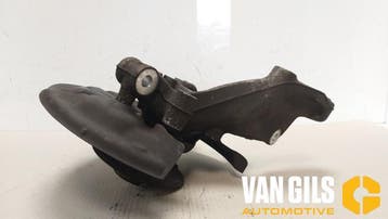 Fusee rechts-achter Volkswagen Touran O209375, Nieuw