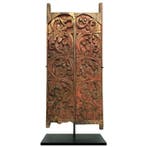 Partie originale de la porte du temple balinais - petite