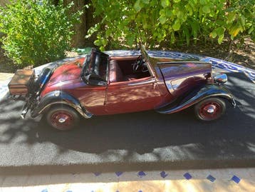 Hachette 1:8 - Modelauto - Traction cabriolet 1/8 Hachette