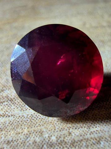 Vraie gemme ! 1,15 ct. Époustouflant cristal de rubis rouge