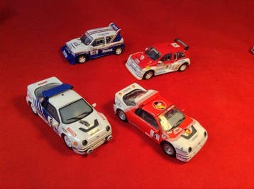 Altaya 1:43 - Voiture de course miniature (4) - 1) Austin, Nieuw