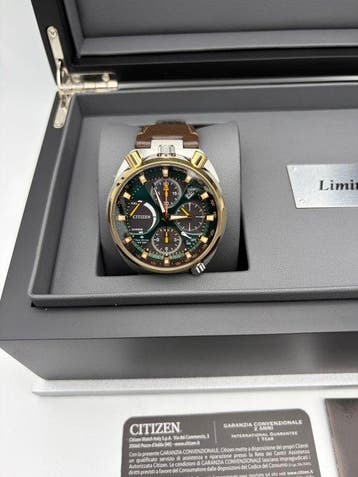 Citizen - BULLHEAD ECO-DRIVE - AV01104-06W - Homme - 2026