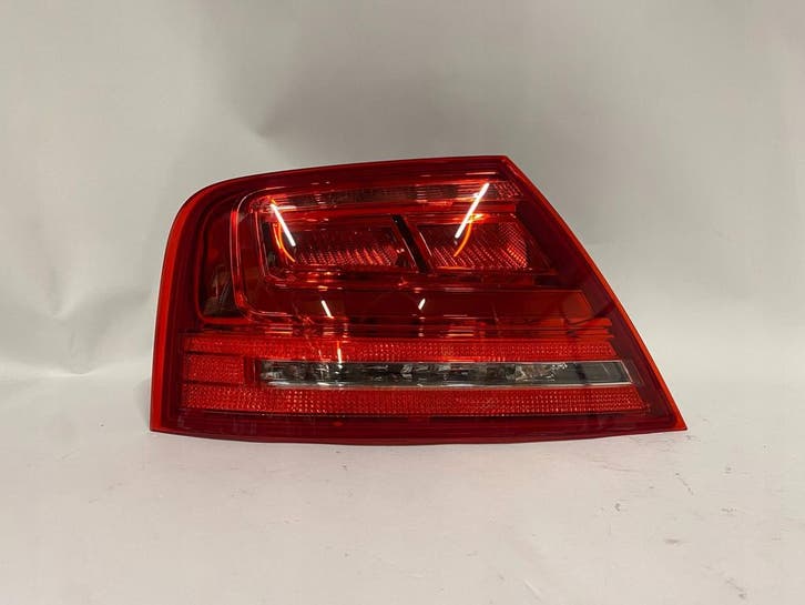 Audi A8 D4 2011-2014 linker achterlicht LED, Autos : Pièces & Accessoires, Éclairage, Envoi