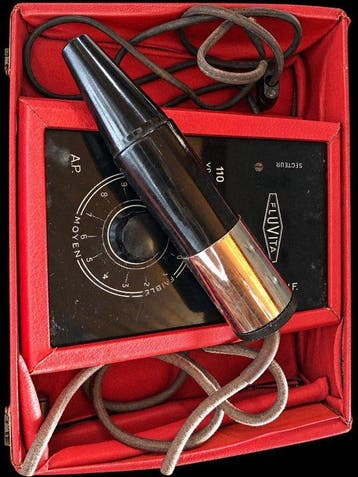 Fluvita - Medisch instrument - Elektrotherapie-apparaat -, Antiek en Kunst