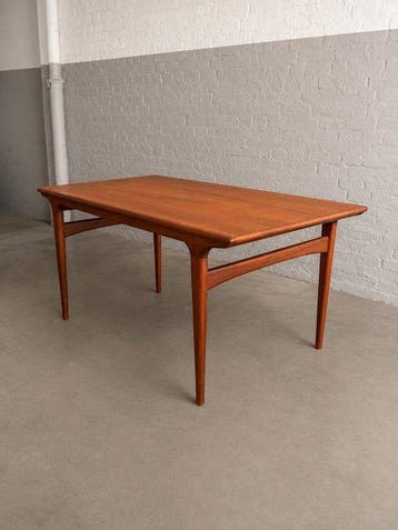 Uldum Mobelfabrik - Johannes Andersen - Eettafel - Teak