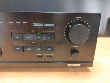 Akai - AM-55 Solid state geïntegreerde versterker