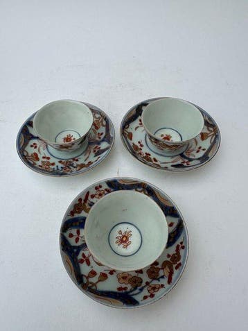 Kop en schotel (6) - Porselein - Kangxi Imari
