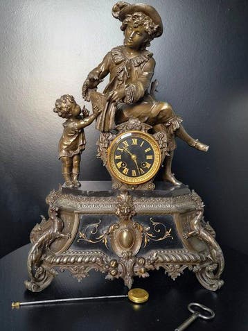 Figurale pendule - Antiek Zinklegering, Messing - 1850-1900, Antiek en Kunst