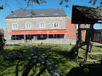 Vakantiehuis 36 per, jacuzzi, sauna, speeltuigen, petanque, Groepsaccommodatie, Afwasmachine, Overige typen, In bergen of heuvels