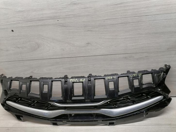 KIA Ceed III LIFT GT 2021 - Grill 86351-J7KA0, Autos : Pièces & Accessoires, Carrosserie & Tôlerie, Envoi
