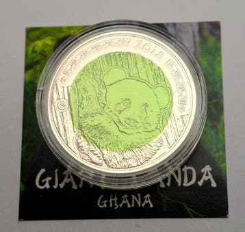 Ghana. 5 Cedis 2018 Chinese Giant Panda - 1oz Titanium (Sans, Postzegels en Munten