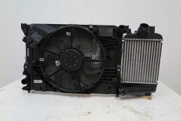koelradiateur ventilator compleet Nissan Juke F16 1.0 DIG-T, Verzenden, Gebruikt