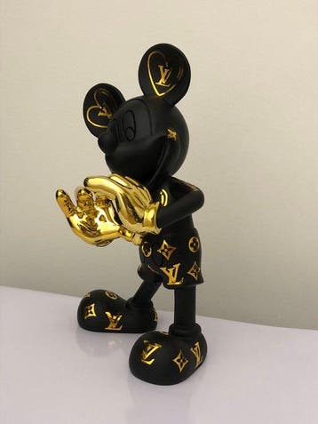 GF Exclusives - Louis Vuitton x Mickey Mouse Love Statue