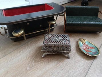 Coiffeuse (4) - Fourrure, Bois, Bronze doré, Métal - Lot de, Antiquités & Art
