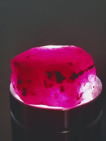 Robijn Ruw - Hoogte: 2,5 cm - Breedte: 2,4 cm- 21,59 g - (1)